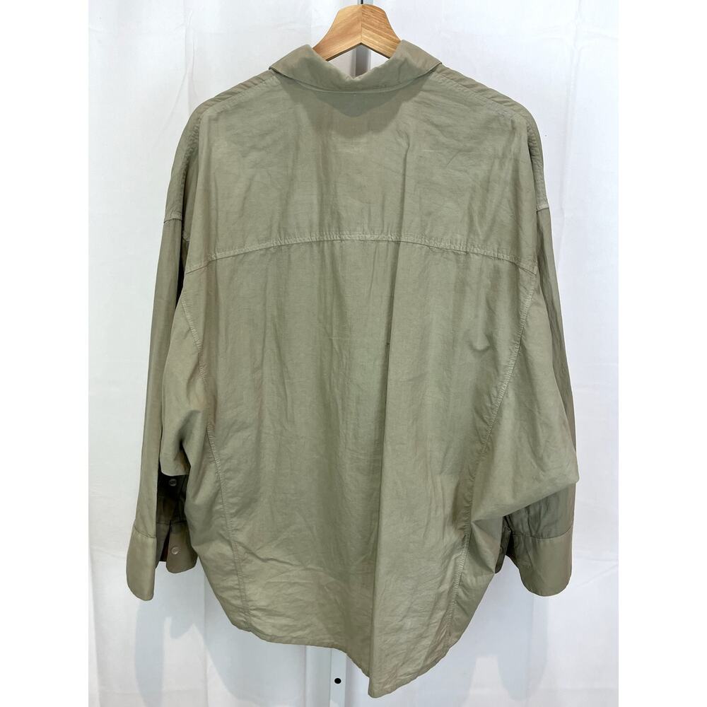 A SHIRT THING Size S Button Front Long Sleeve Shirt Boxy Dolman Top Green - Picture 3 of 7